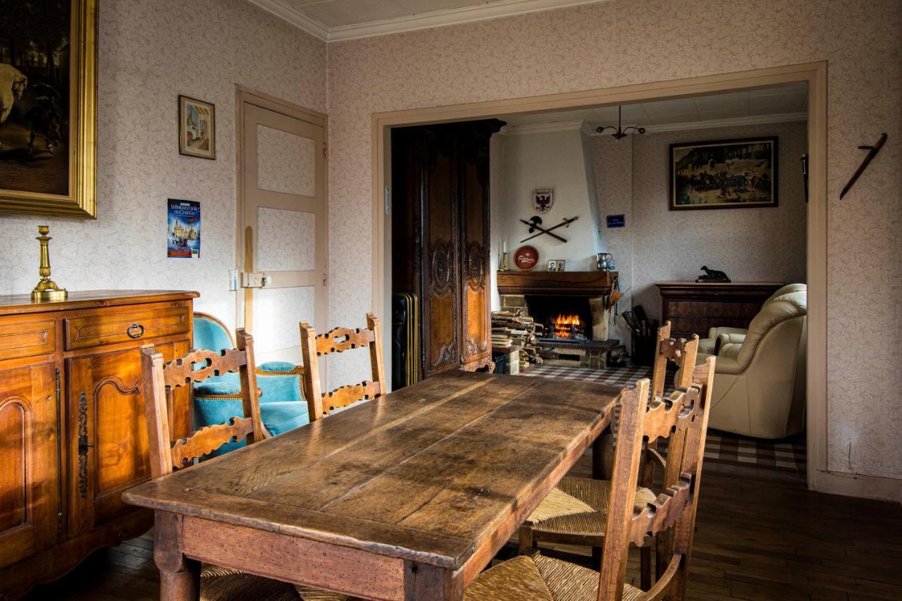 Chambres D'Hotes Gobillon Мантенон Екстериор снимка
